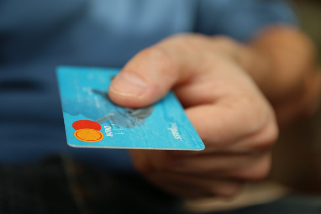 Ecommerce Solutions: How to Choose the Right One for Your Business Article by CPH4.co